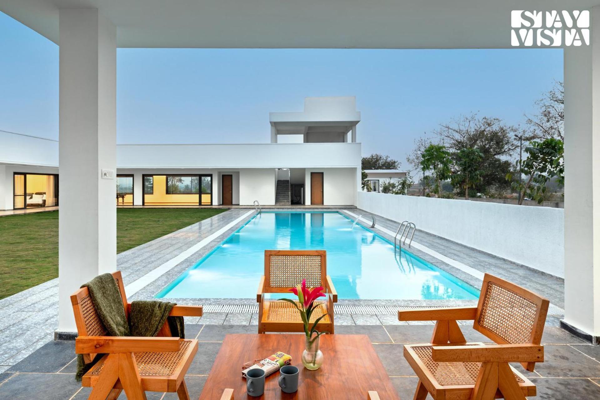Stayvista At Aj House With Pvt Pool & Projector Set-Up Χιντεραμπάντ Εξωτερικό φωτογραφία